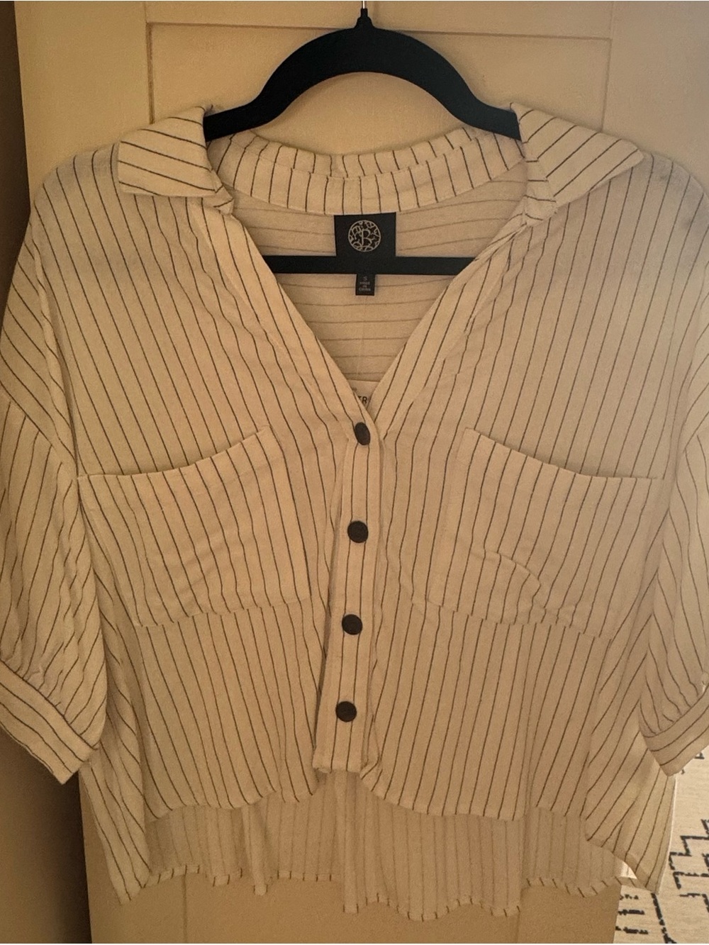 bobeau Cream and Black Striped Button-Front Shirt